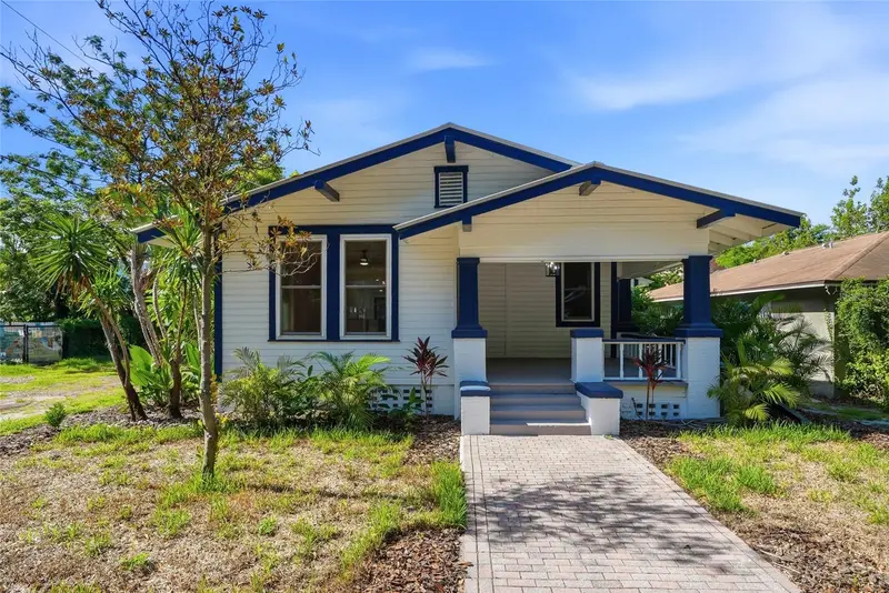 511 E Frances Ave, FL