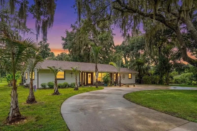 205 Cagle Rd, FL