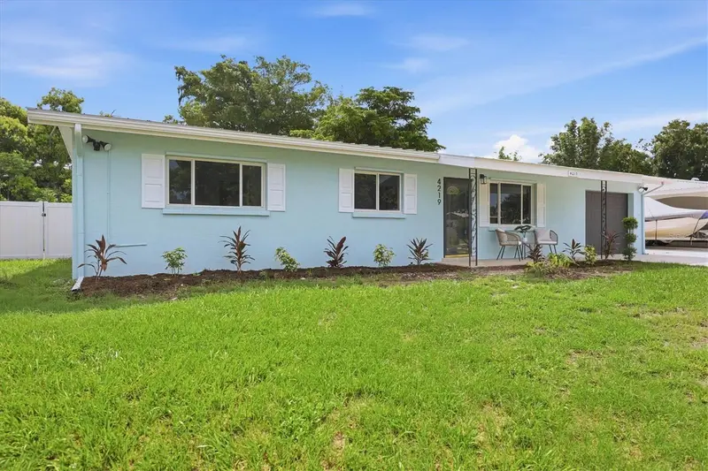 4219 Deerfield Dr, FL