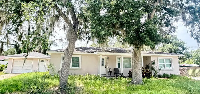 8209 Papaya St, FL