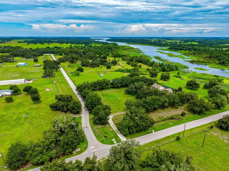 26207 39th Pl E, FL