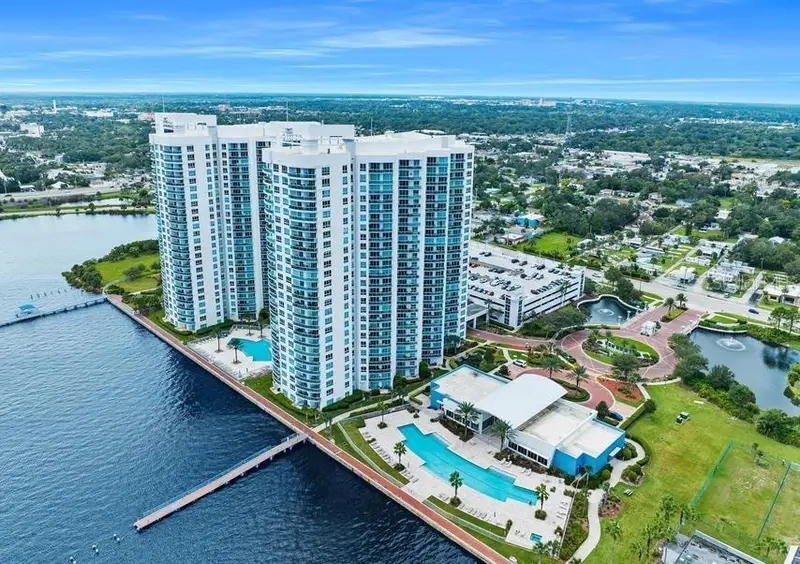 241 Riverside Dr #1204, FL
