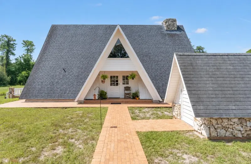 2121 Dressage Cv, FL
