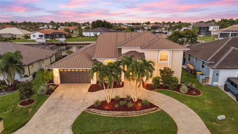 414 Caicos Dr, FL