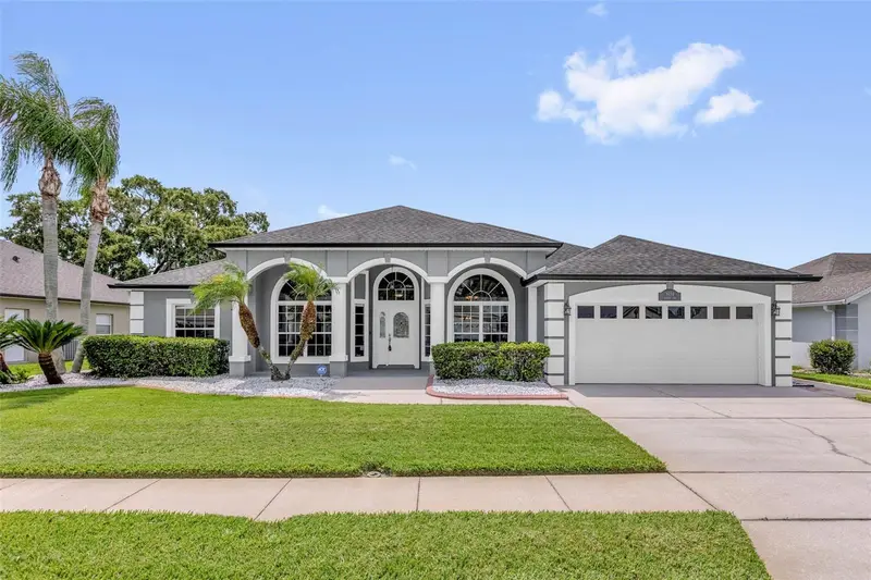 1934 Fairway Loop, FL