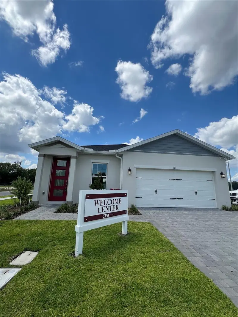 101 Elena Lavin Cir, FL