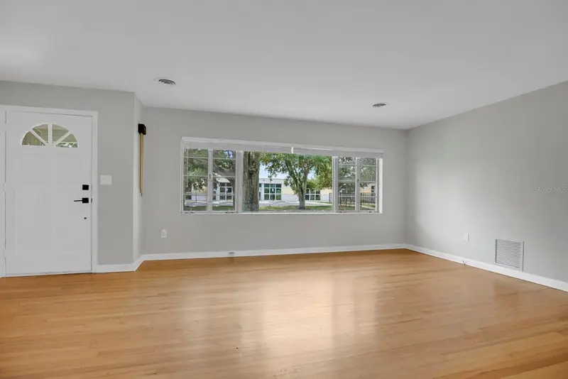1427 Bryn Mawr St, FL