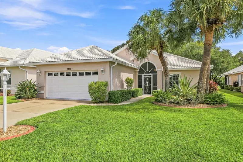 1317 Clubview Ct, FL