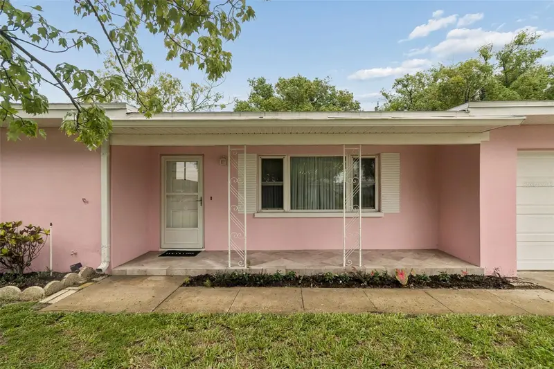 808 Woodley Rd, FL