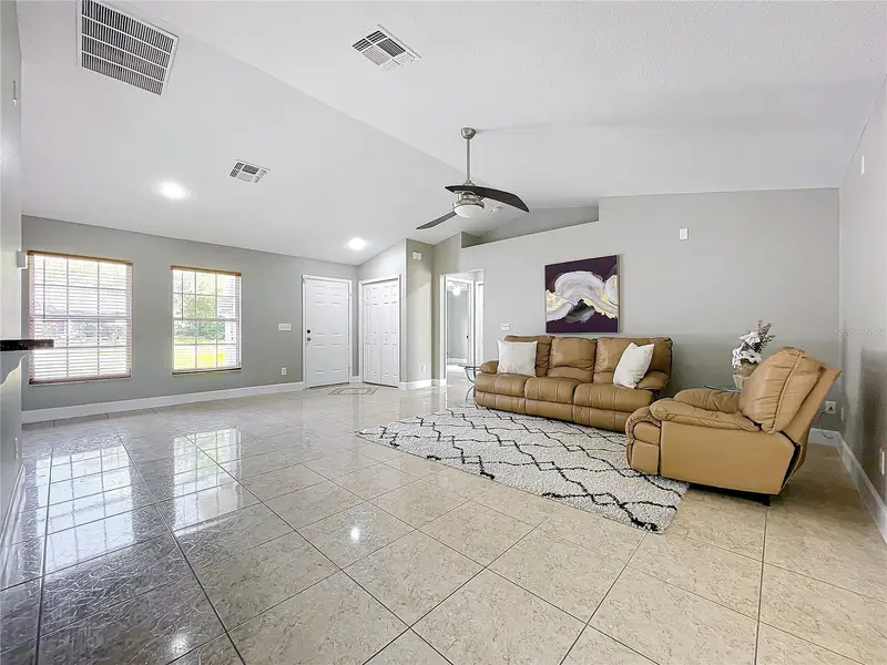 790 Silhouette Ct, FL
