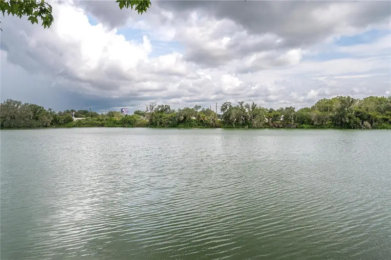 5667 Water Oak Ln, FL