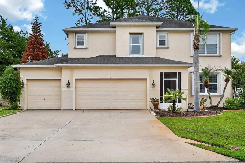 76 Universal Trl, FL