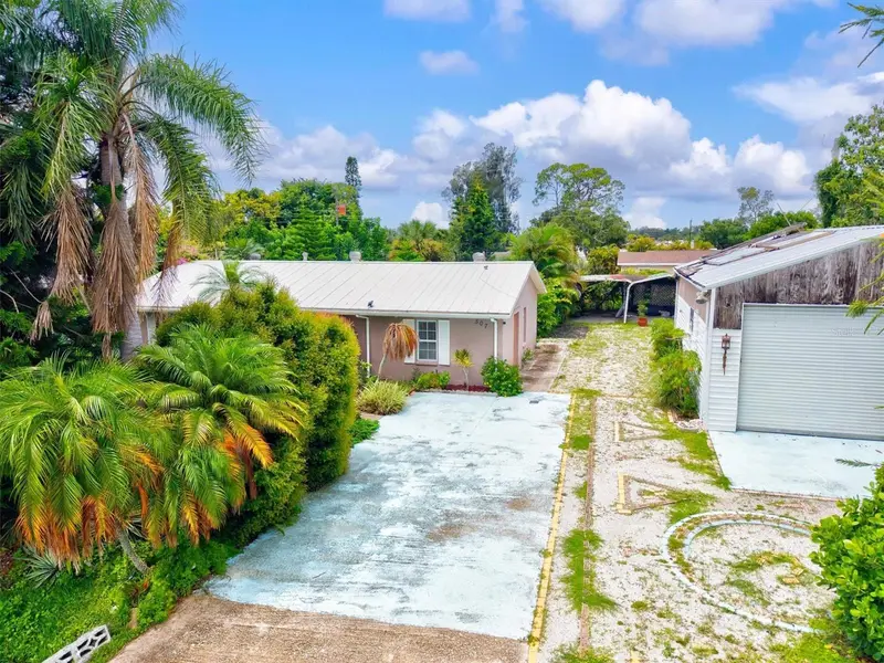 507 Pinewood Ave, FL