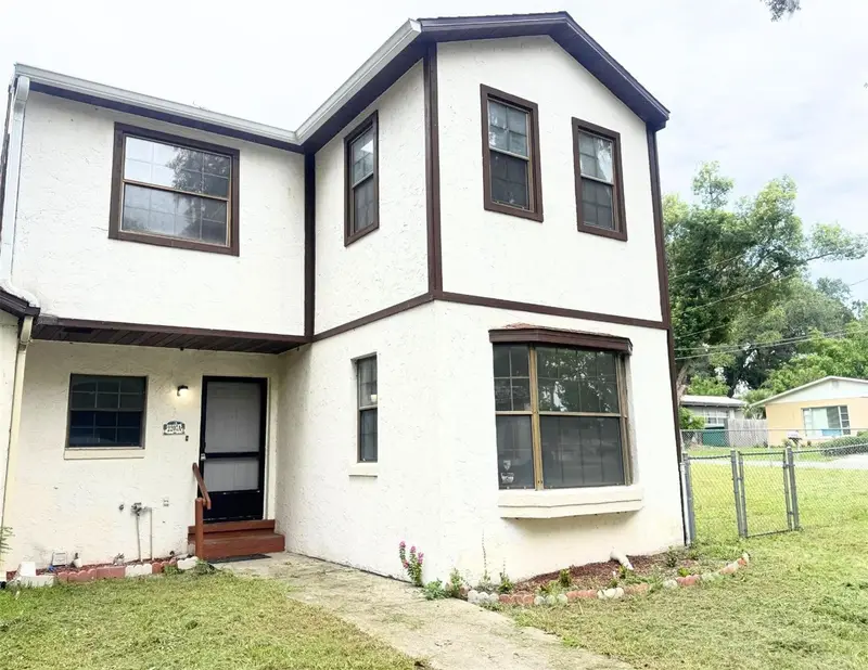 2207 Karl St #A, FL