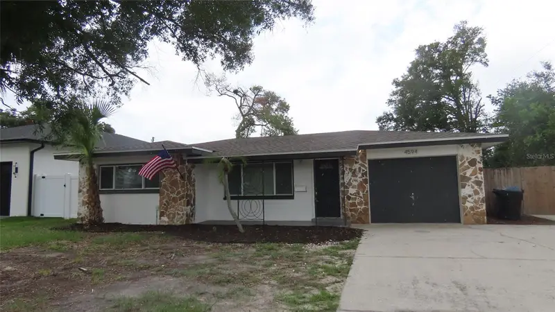 4594 17th Ave N, FL