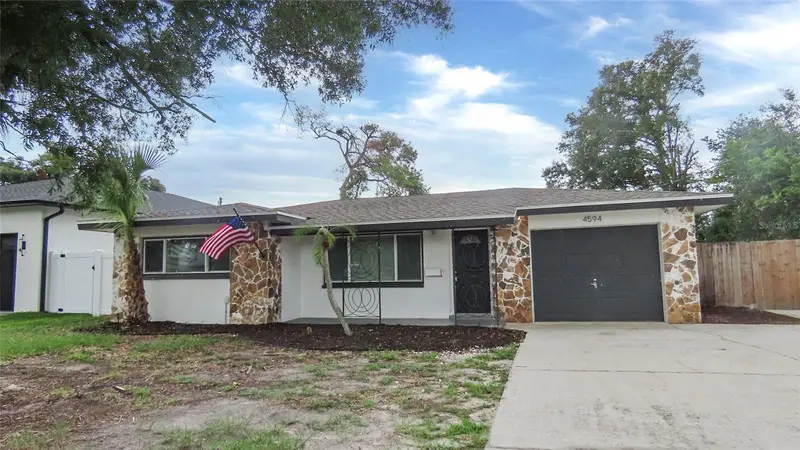 4594 17th Ave N, FL