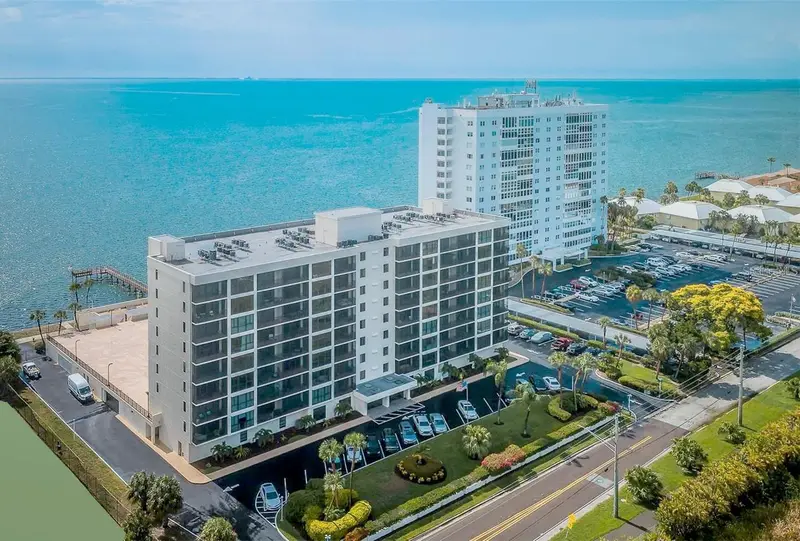 7100 Sunshine Skyway Ln S #503, FL