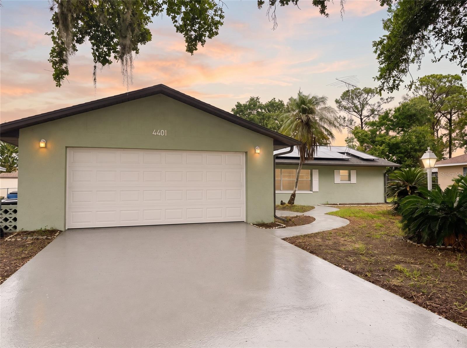 4401 Maderia Ave, FL