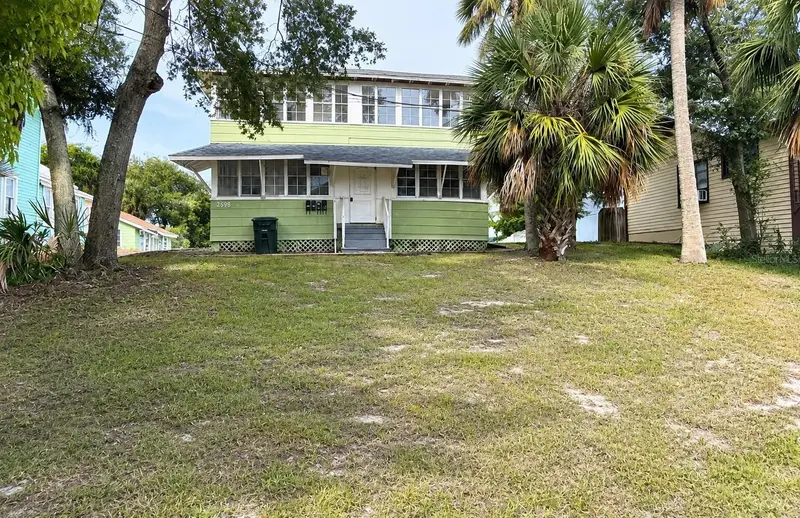 308 N Peninsula Dr, FL