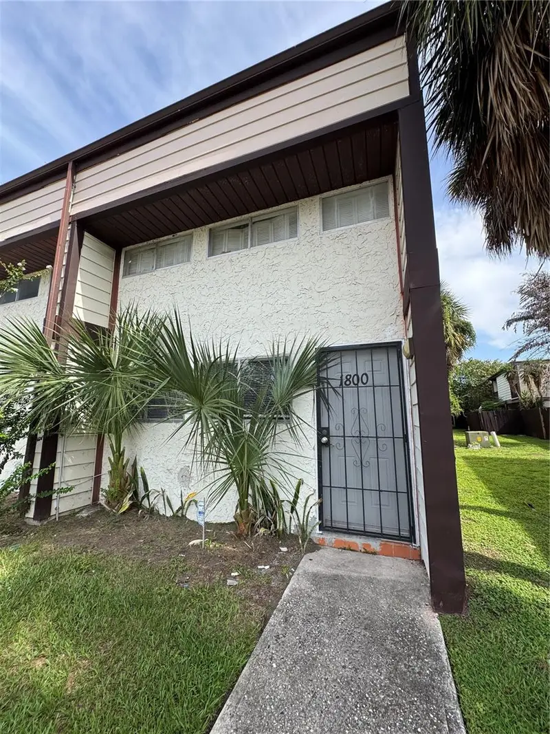 1800 Warringwood Dr #C6, FL