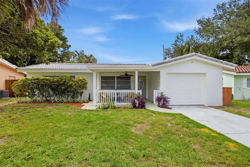 2075 Indigo Dr, FL
