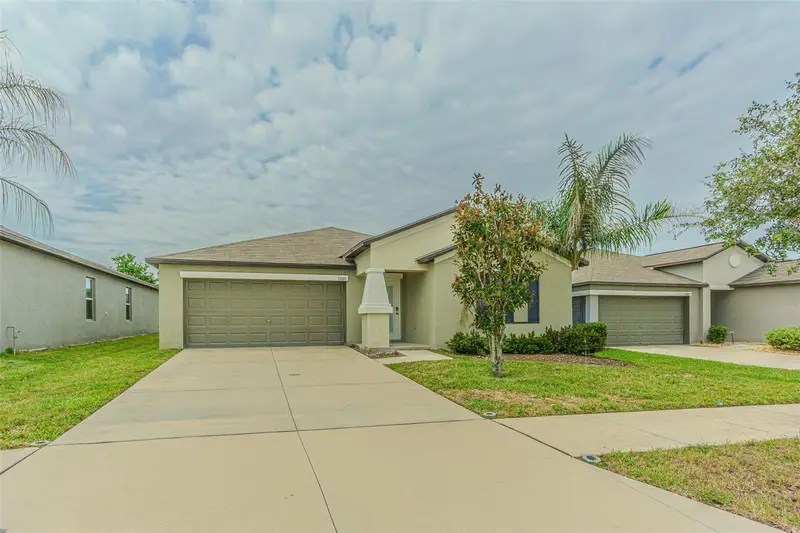 13009 Majestic Garden Ln, FL