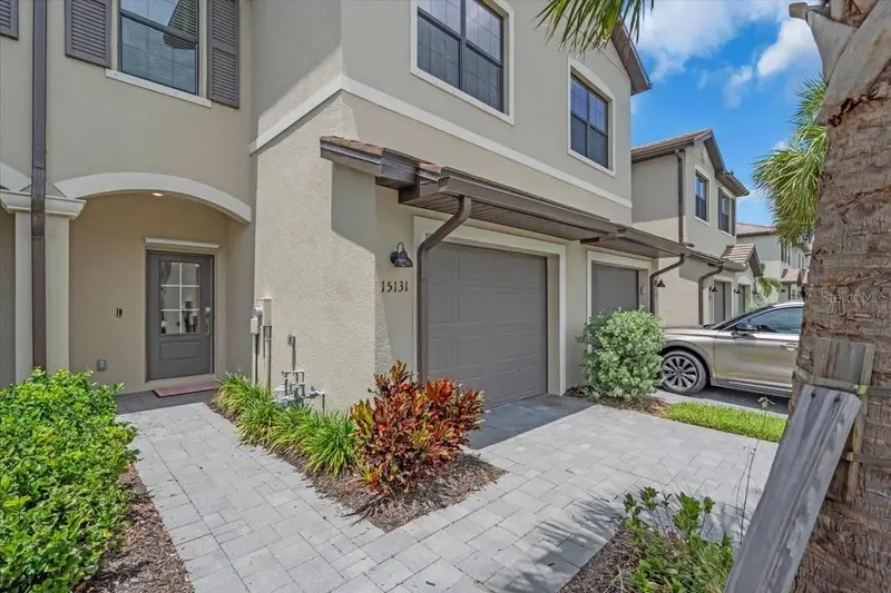 15131 Sunny Day Dr, FL