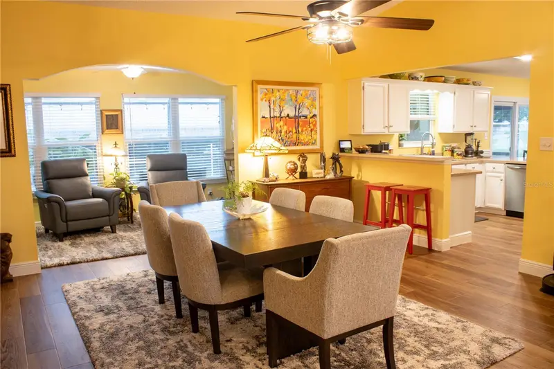 1018 Parakeet Trl, FL