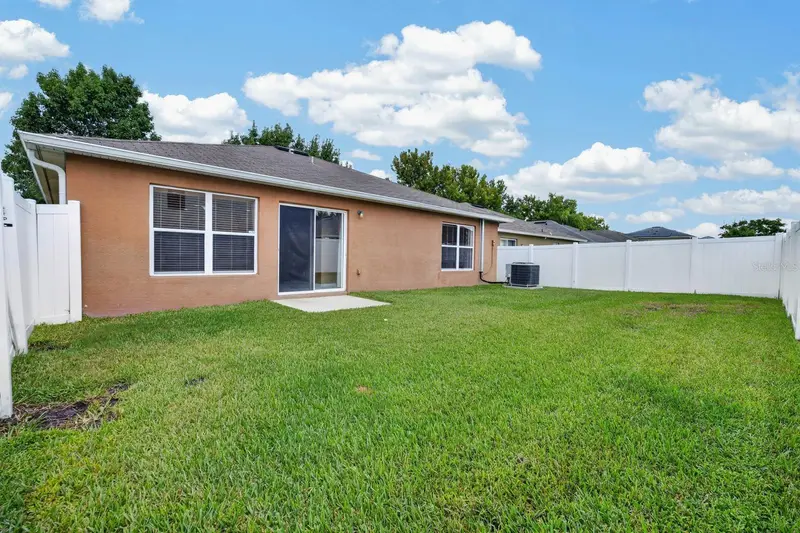 2501 Bullion Loop, FL
