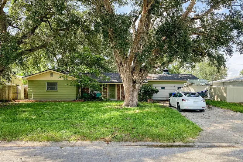 810 Orange View Dr, FL