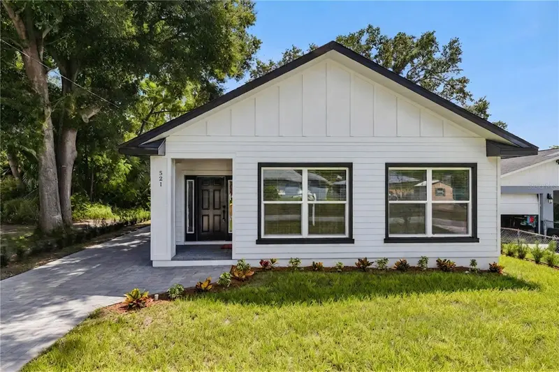 Oakland listing