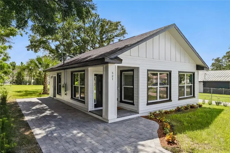521 W Herriott Ave, FL