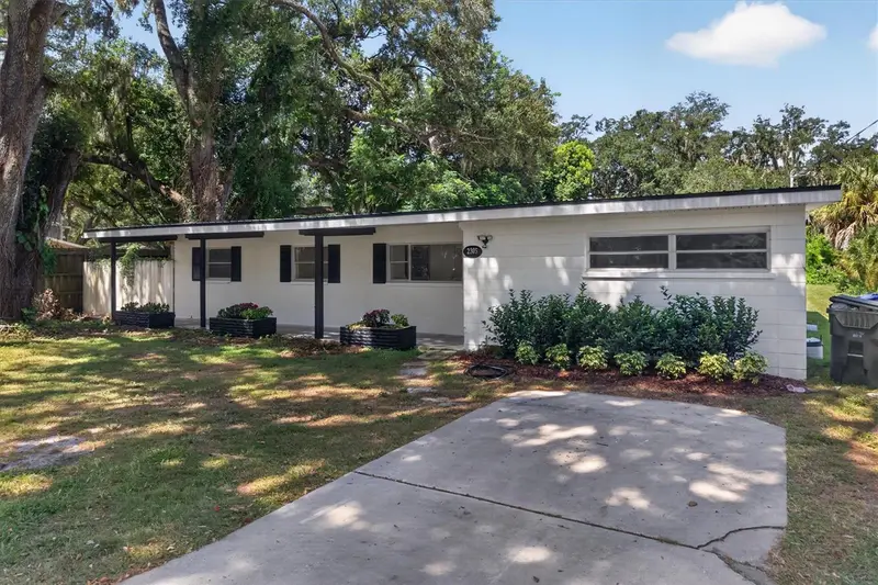 2305 New Jersey Rd, FL