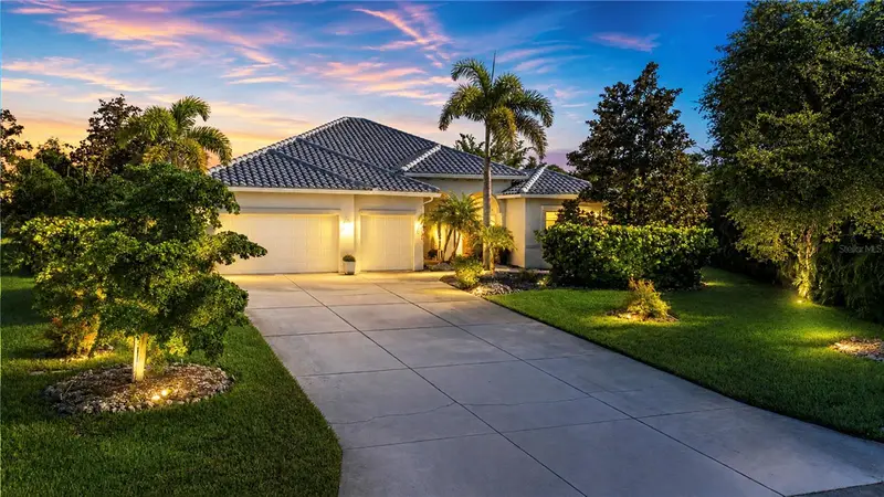 1929 24th Street Cir W, FL
