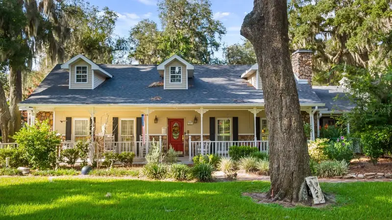 403 Mission Ln, FL