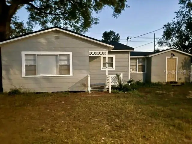 917 E 108th Ave, FL
