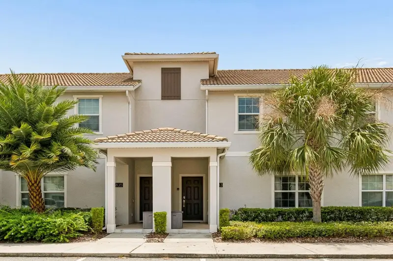 4833 Romeo Cir, FL