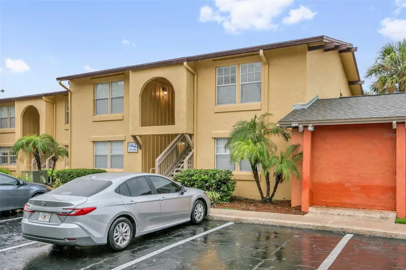 758 E Michigan St #210, FL