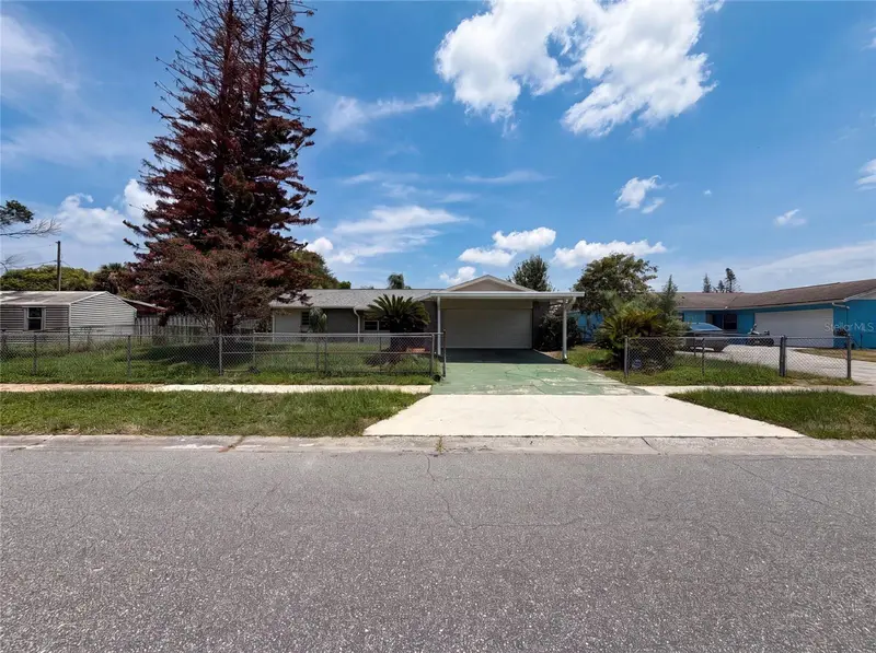 855 Murdock Blvd, FL