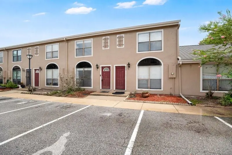 611 Casa Park A Ct, FL