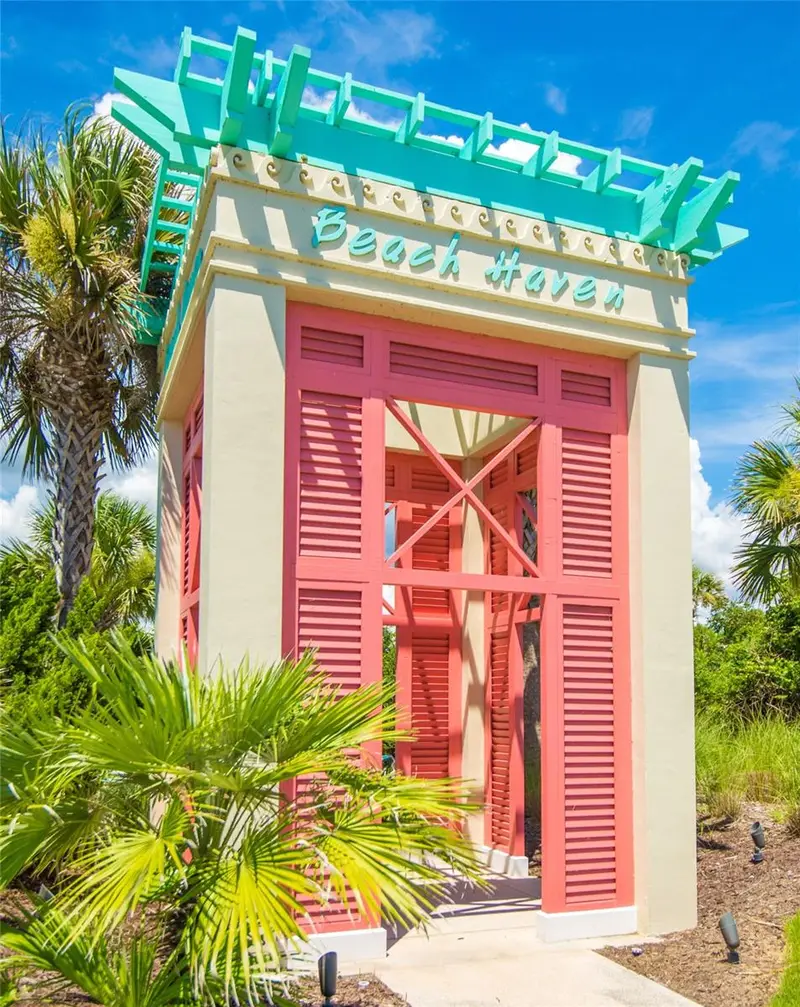 46 Hidden Treasure Dr, FL