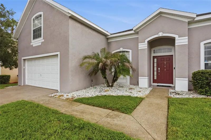 340 Ballyshannon Dr, FL