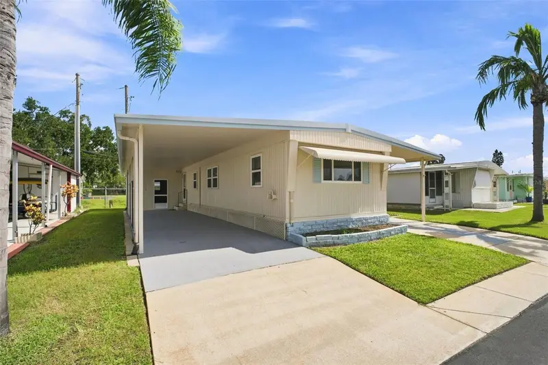 6711 Clemens Blvd, FL