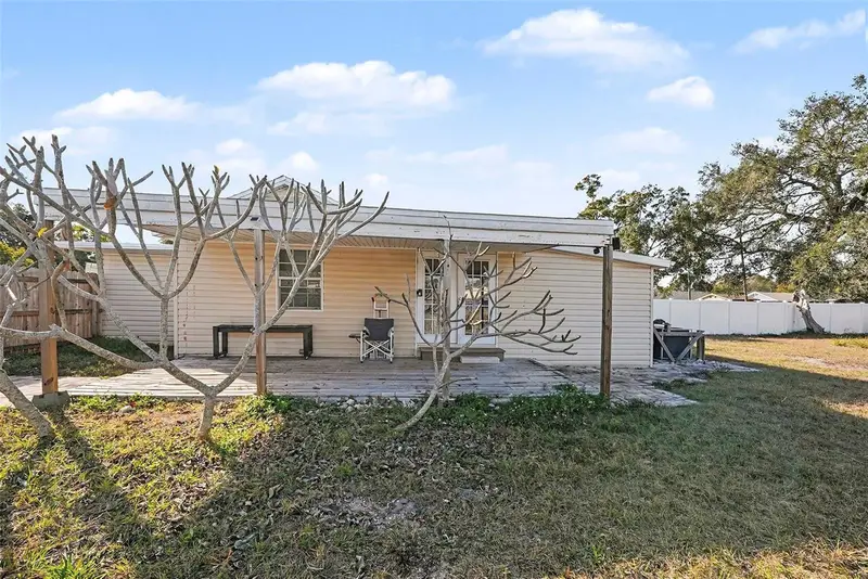 734 New Jersey St, FL