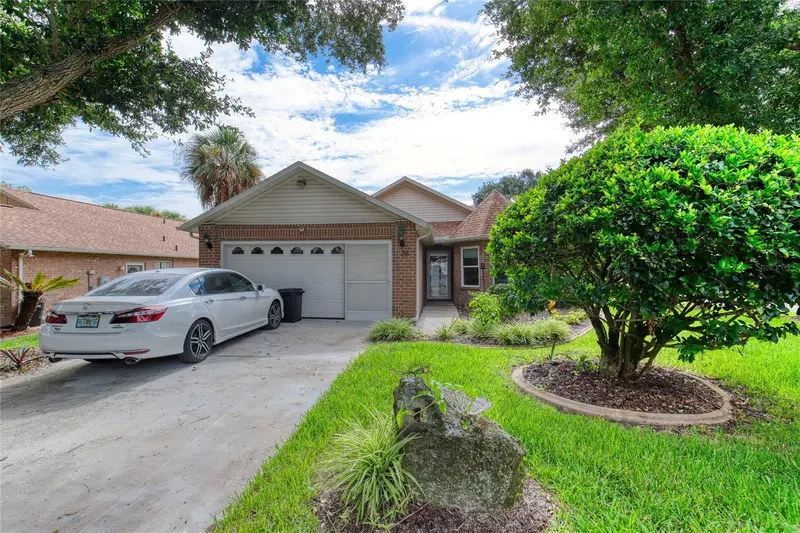 38 Old Macon Dr, FL