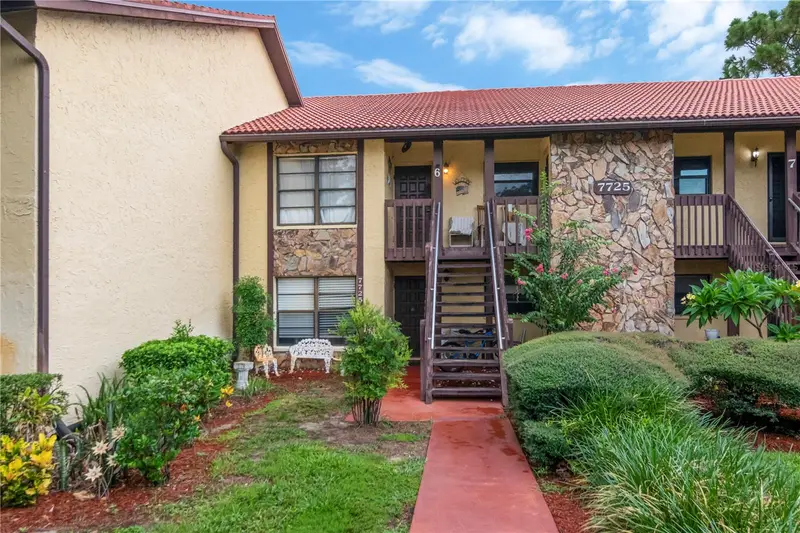 7725 Forest Trl #2, FL