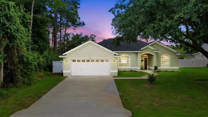 96 Parkview Dr, FL