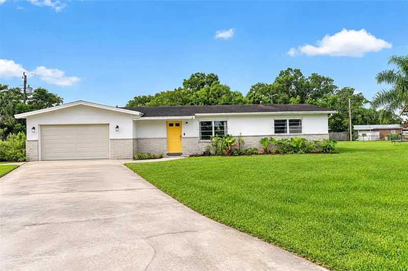 1700 Cowan Cir, FL