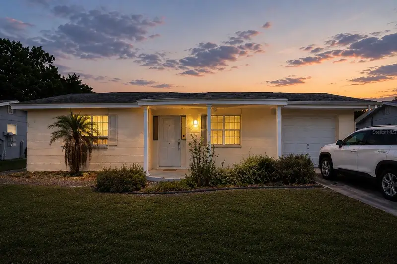 1024 Viking Dr, FL
