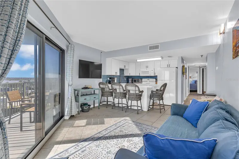 3647 S Atlantic Ave #407, FL